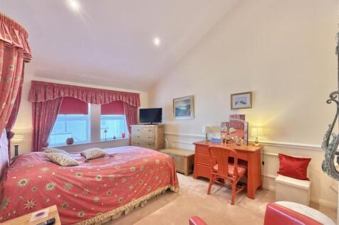 Bedroom 1.JPG