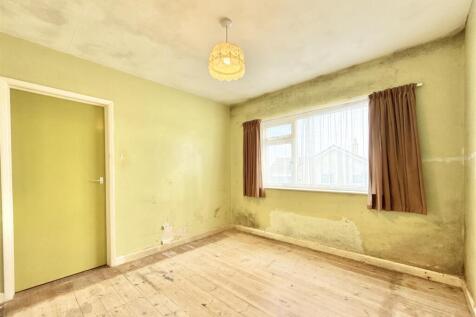 Bedroom  2.jpg
