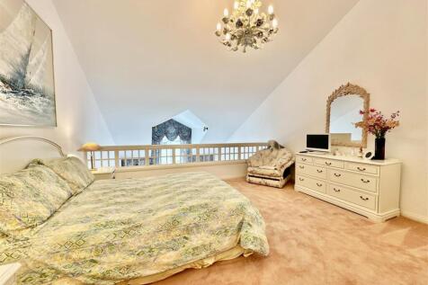 Bedroom.jpg