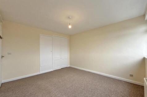 Bedroom  1.jpg