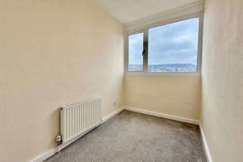 Bedroom 3.jpg