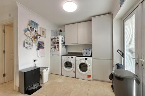 Utility Room.jpg