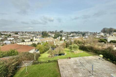 Rear Garden.jpg