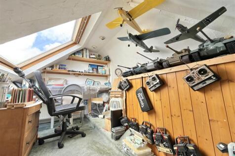 Loft Room.jpg