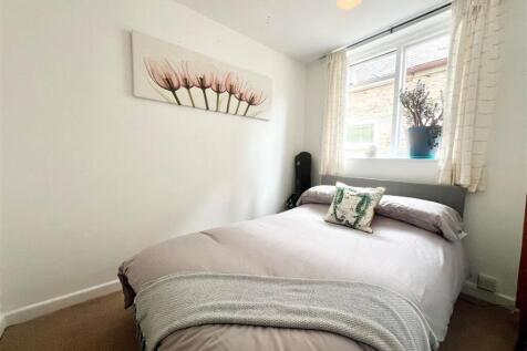 Bedroom 3a.jpg