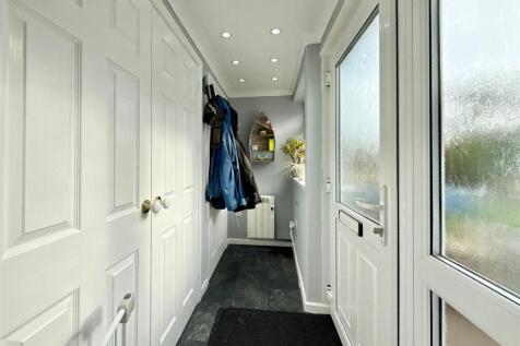 Entrance Hall.JPG