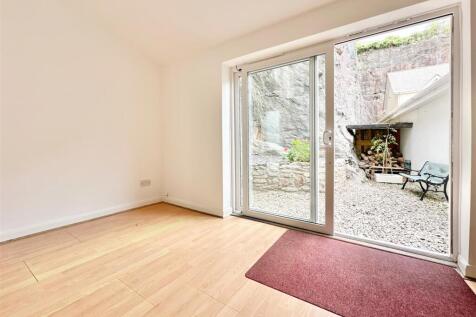 Garden Room.JPG