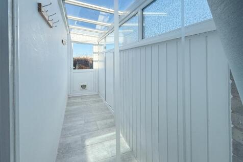 Side Porch.JPG