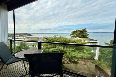 LIving_Room_Balcony.jpeg