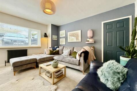 Living Room.JPG