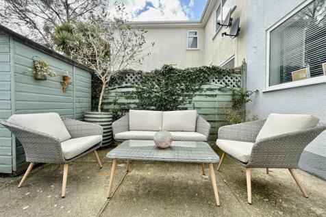 Seating Area.JPG