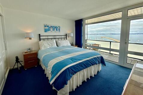 Bed 1.JPG