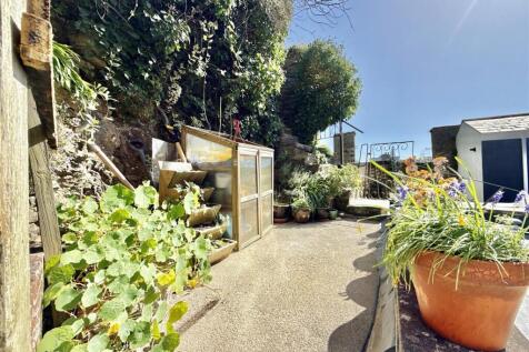 Mid-Garden.jpg
