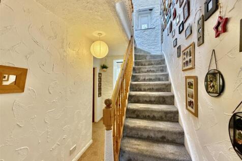 Entrance Hall.jpg