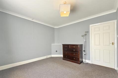 Bedroom  1.jpeg