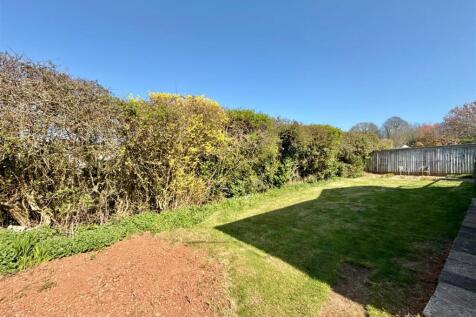 Rear Lawn.JPG