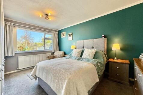 Bedroom  1.jpg
