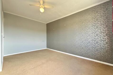 Bedroom  1.jpeg
