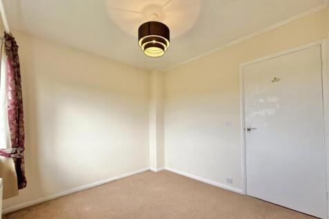 Bedroom 2.jpeg