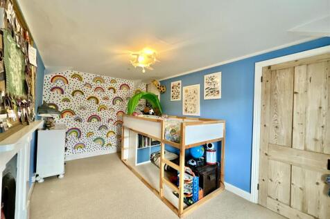 Bedroom 2.jpg
