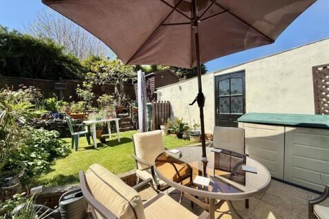Patio Seating Area.JPG