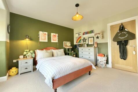 Bedroom 2.jpeg