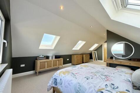 Bedroom  1.jpeg