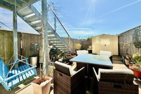 Rear  Garden.jpg