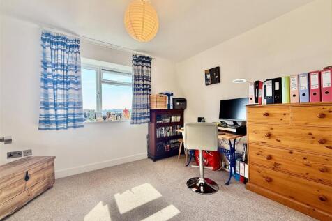 Bedroom  2.jpg