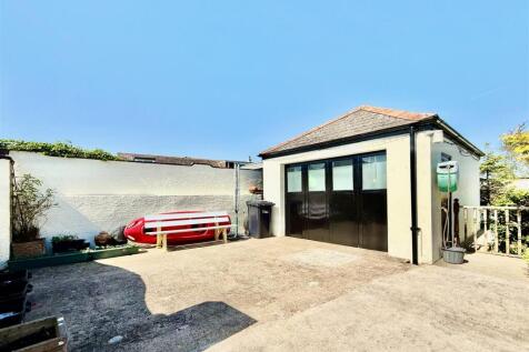Garage &amp; Parking.jpeg