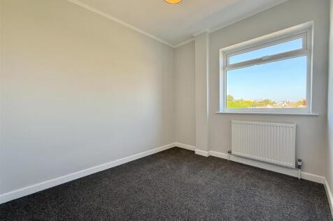 Bedroom  2.jpeg