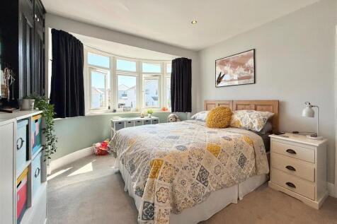 Bed 1 Towards Bay.JPG