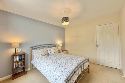 Bedroom  1.jpg