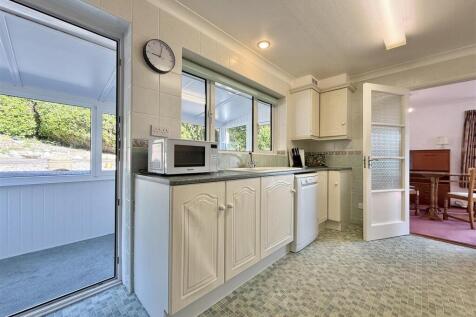 Kitchen Into Utility.JPG