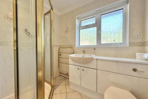 Shower Room.JPG