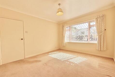 Bedroom 2.jpeg