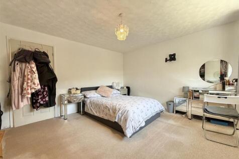 Bedroom 2.jpeg
