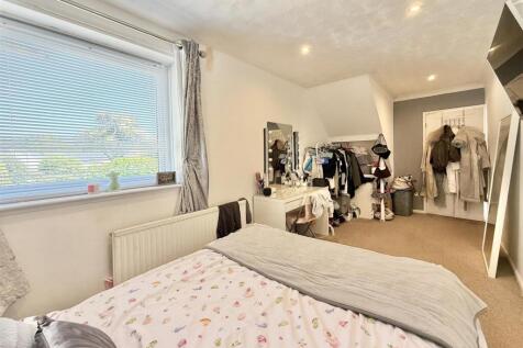 Bedroom 3.jpeg