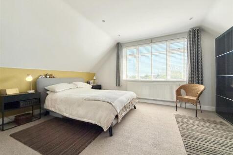 Bed 1.JPG