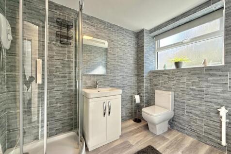 Shower Room.jpeg