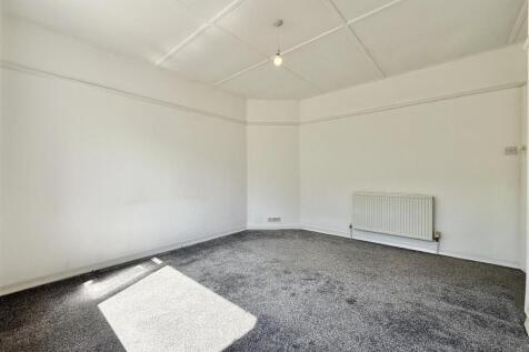 Bedroom 1.jpeg