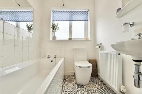 Bathroom.jpeg