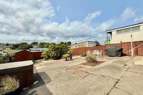 Rear Garden.jpeg
