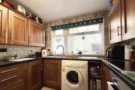 Kitchen_.jpeg