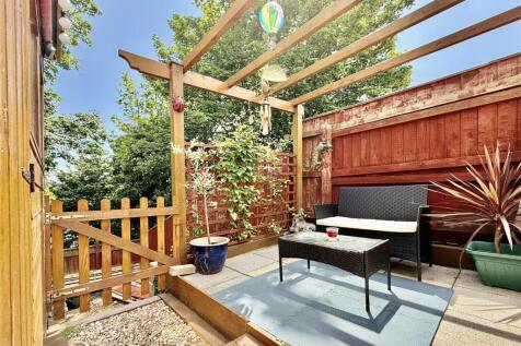 Rear Patio.jpeg