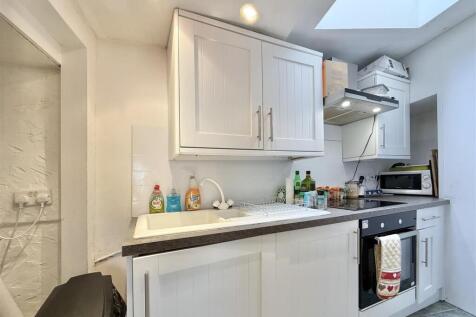 Kitchen__.jpeg