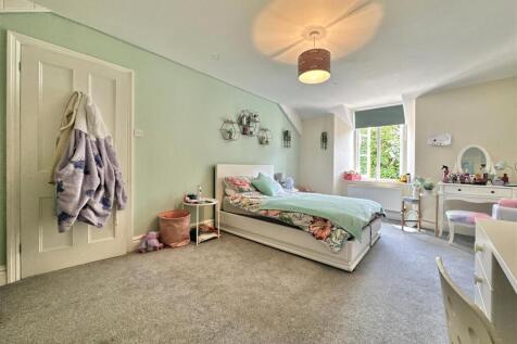 Bedroom  2.jpg