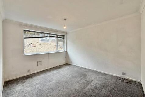 Bedroom  1.jpeg