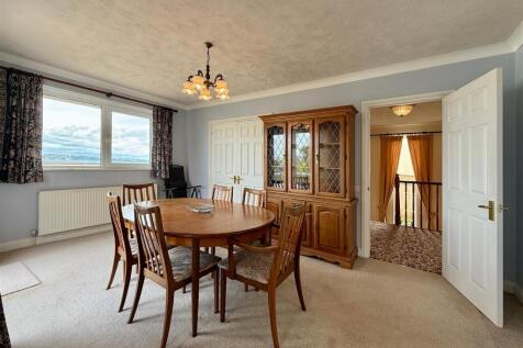 Dining Room.JPG