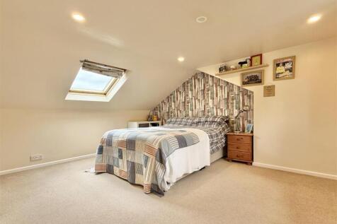 Bedroom 2.jpeg